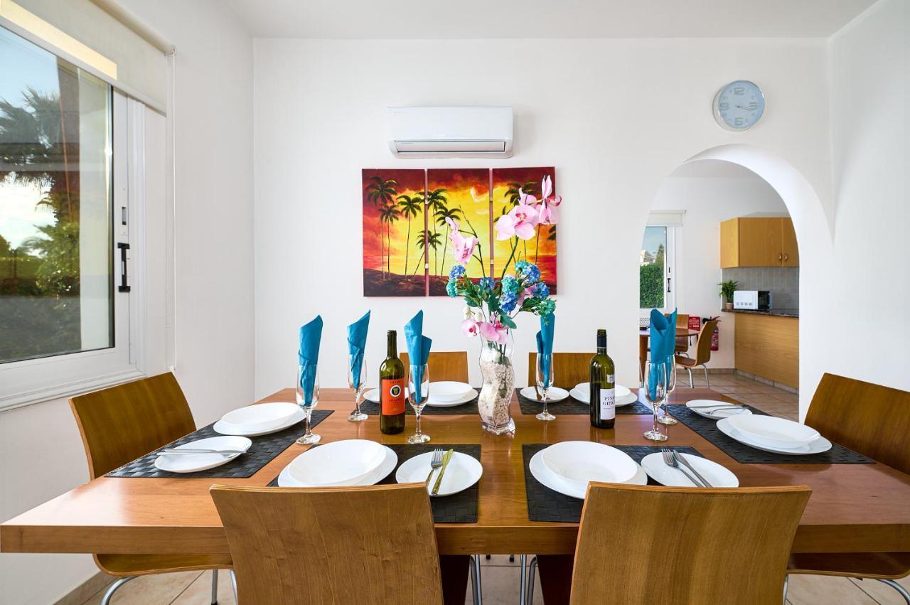 Villa Haven By Ezoria Villas Coral Bay Eksteriør billede